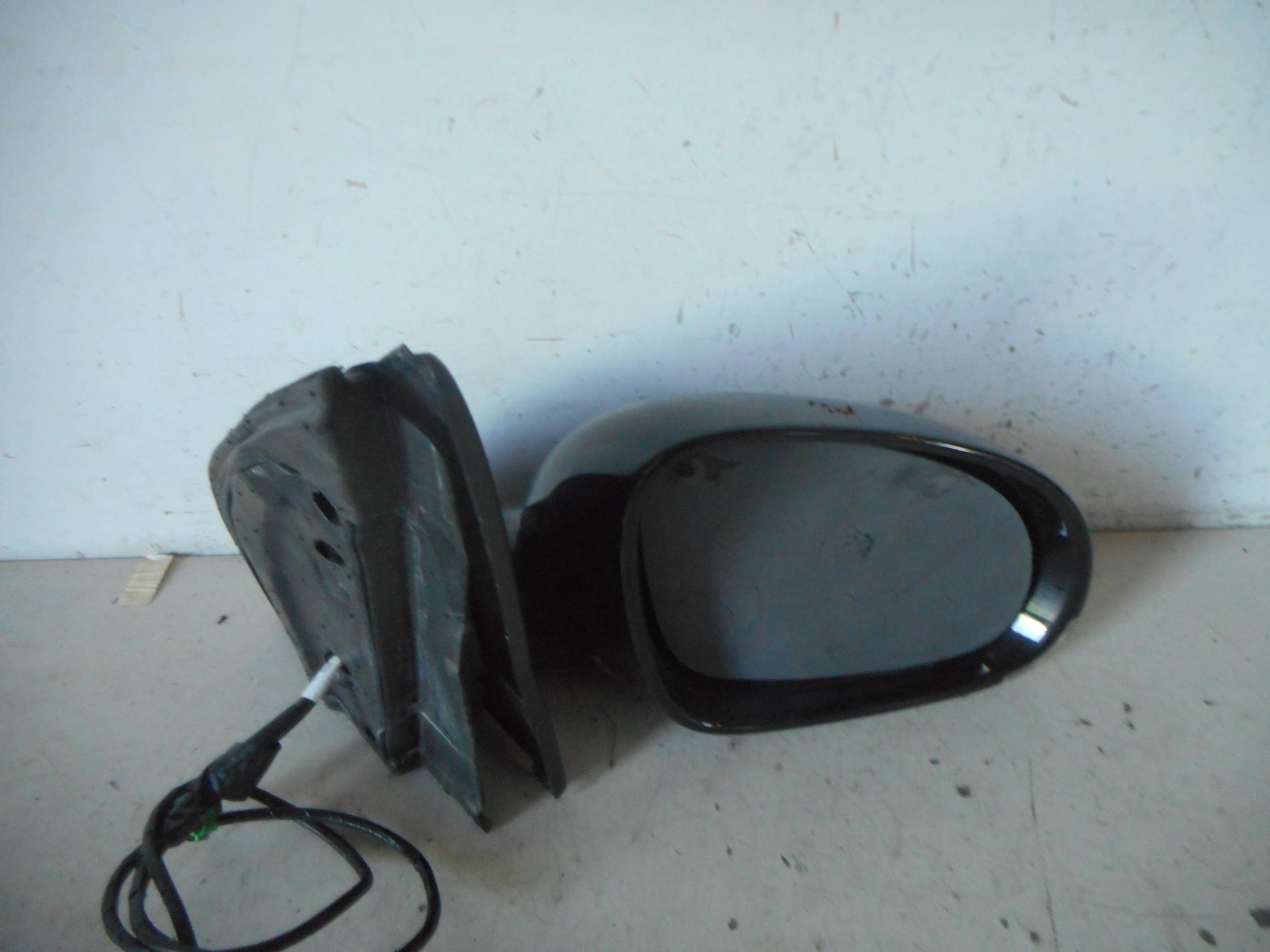 Retrovisore est. regolaz. elettr. dx.